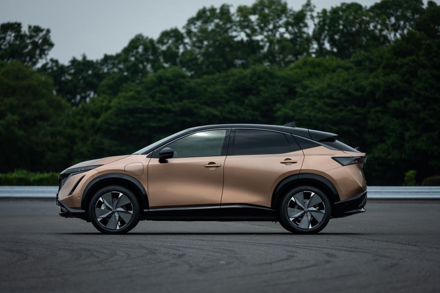  Nissan Ariya e-4orce 2020 года  (JP) (фото 4 из 53)